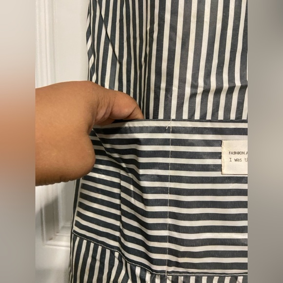 Zebra Striped Waterproof Kitchen Apron - Picture 3 of 5
